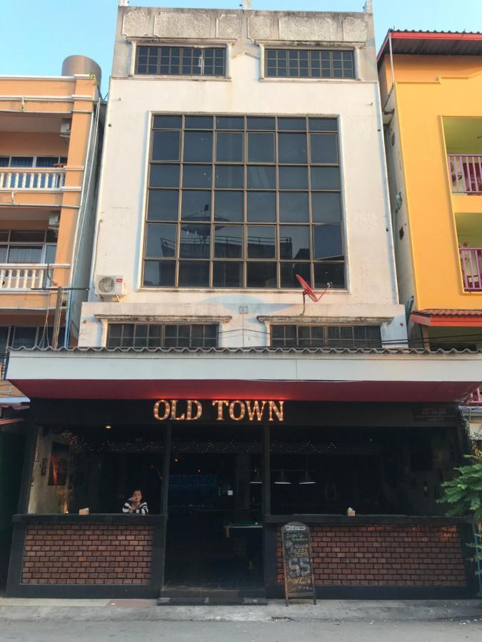 Old Town Hotel Pantai Jomtien Bagian luar foto